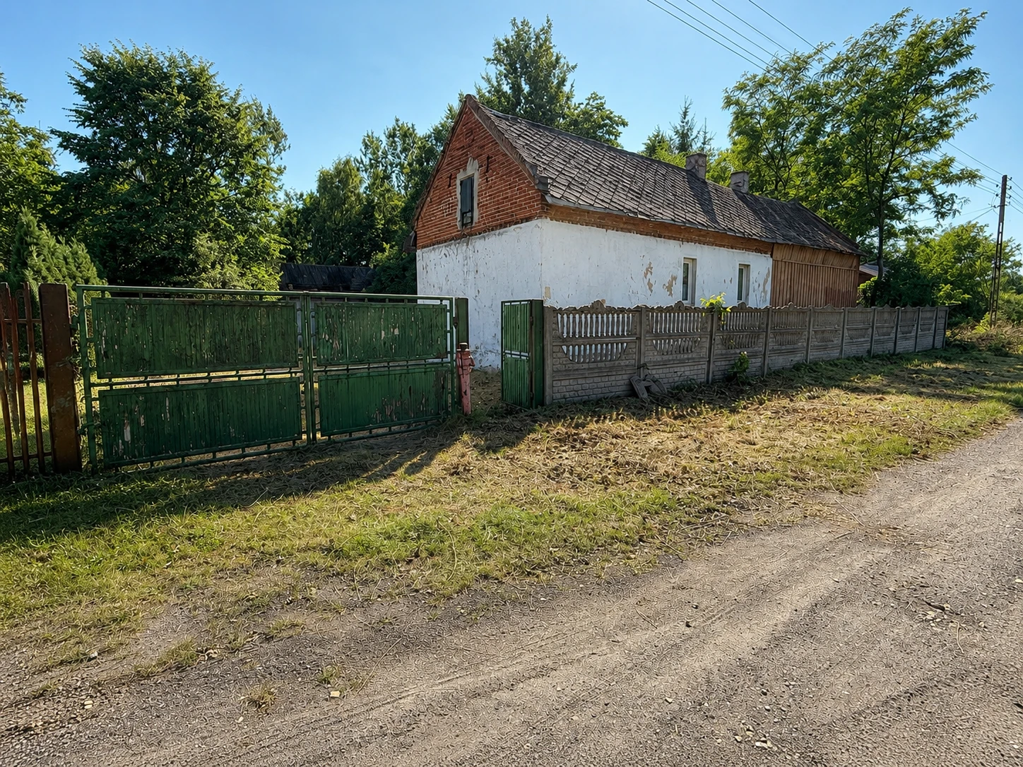 Dom wolnostojący z działką 2800m2 https://youtu.be/jiEd3Il-Y1M  - zdjęcie 1