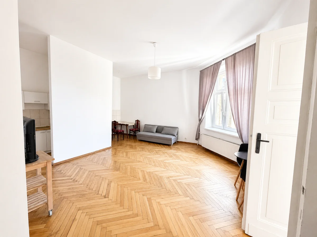 S-c centrum 2 duże pokoje 70 m2 